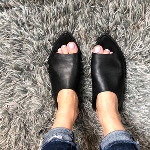 Super rare pointy toe genuine leather slides